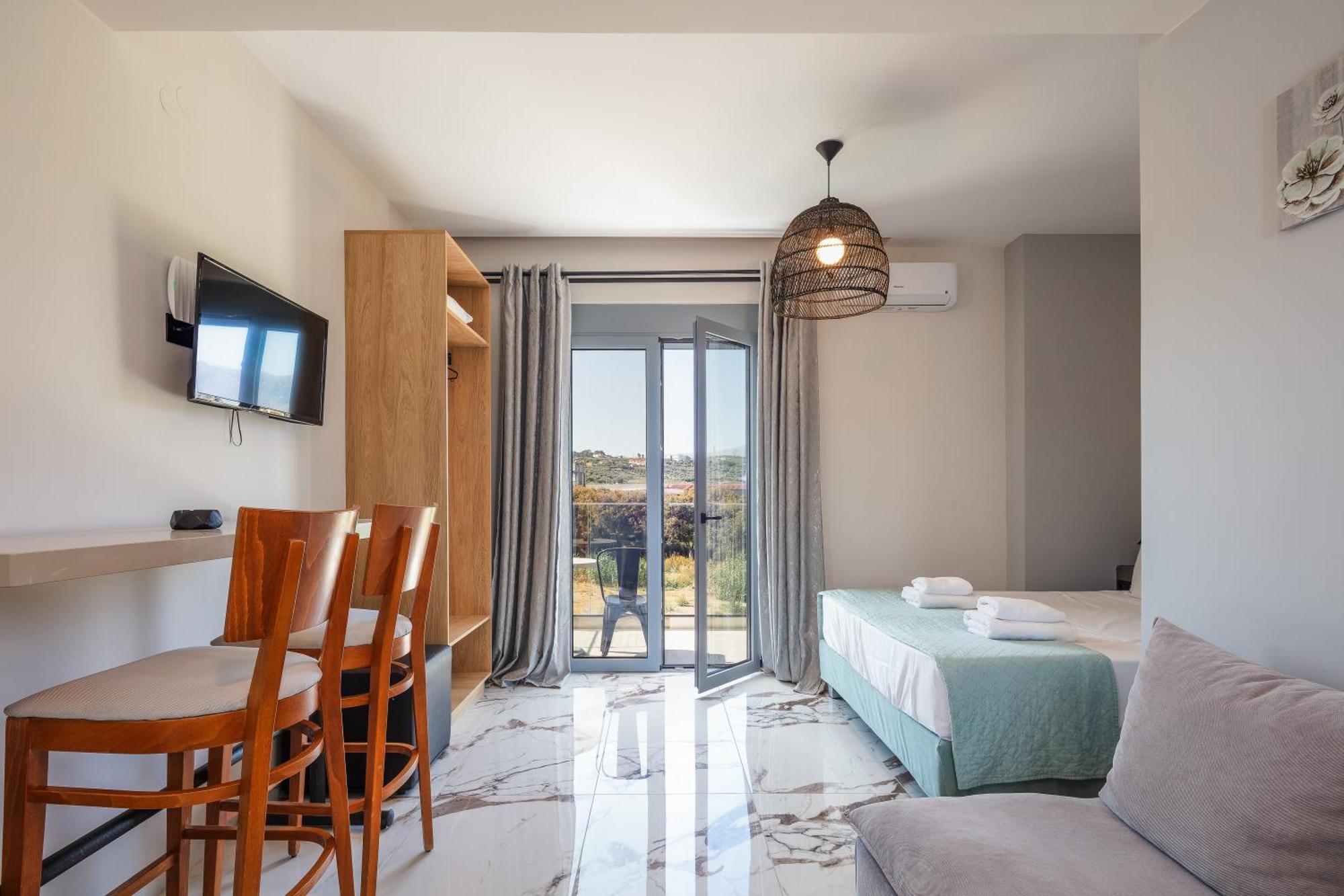 Hotel Iosifina, 80 Metres From Episkopi Beach! Dhramia Ngoại thất bức ảnh